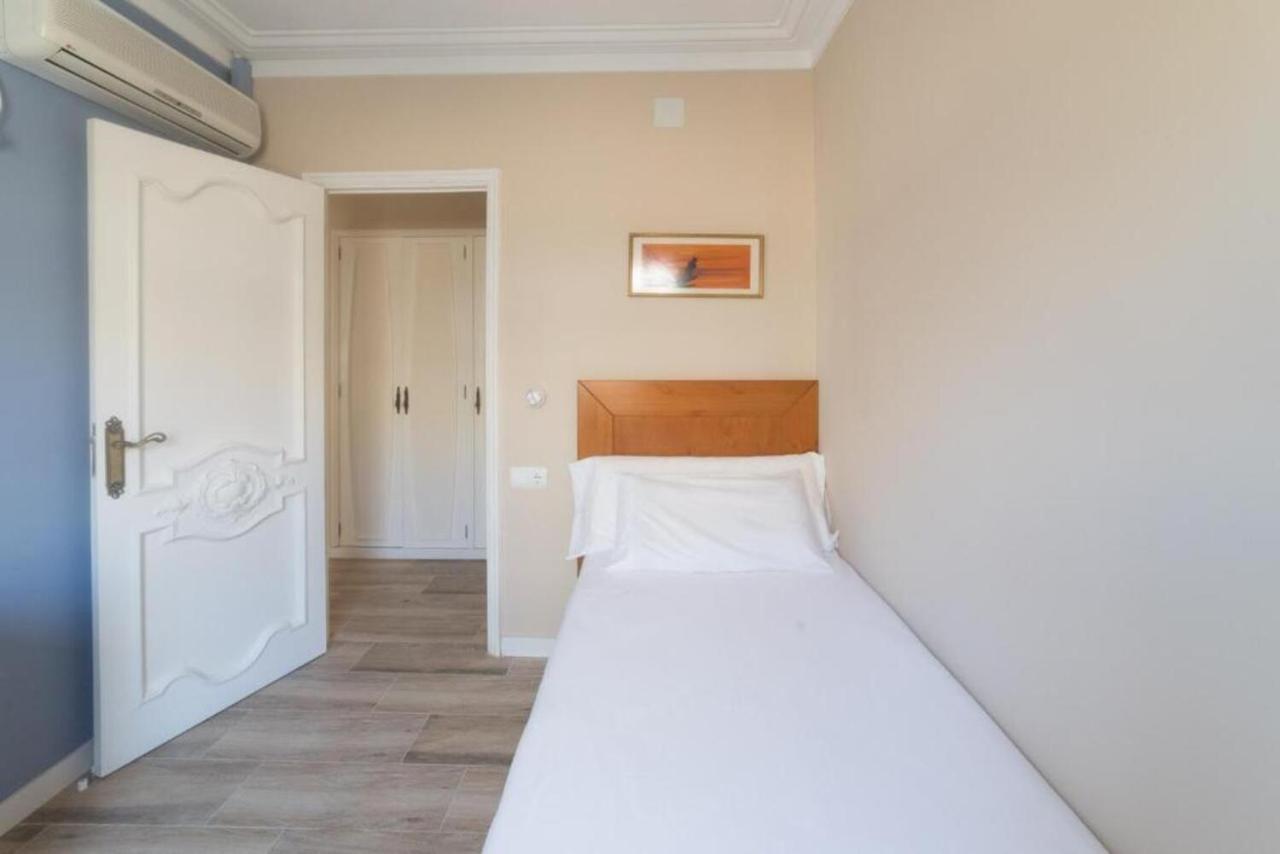 Moonkey - Apartamento El Mercado อาลิกันเต ภายนอก รูปภาพ